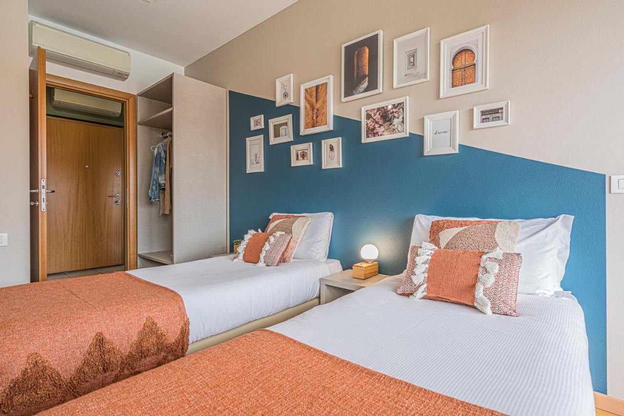 Hygge Family Apartment - One Step Away From The Lake!!! シルミオーネ エクステリア 写真